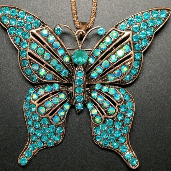 New Betsey Johnson Butterfly Statement Necklace - Picture 9 of 10
